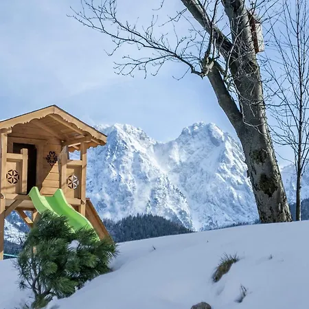 Wierchowa 홈스테이