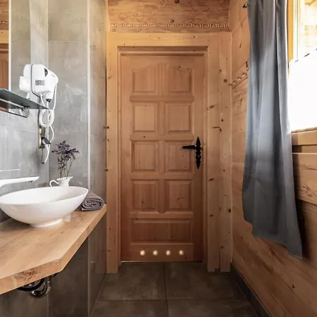 홈스테이 Wierchowa